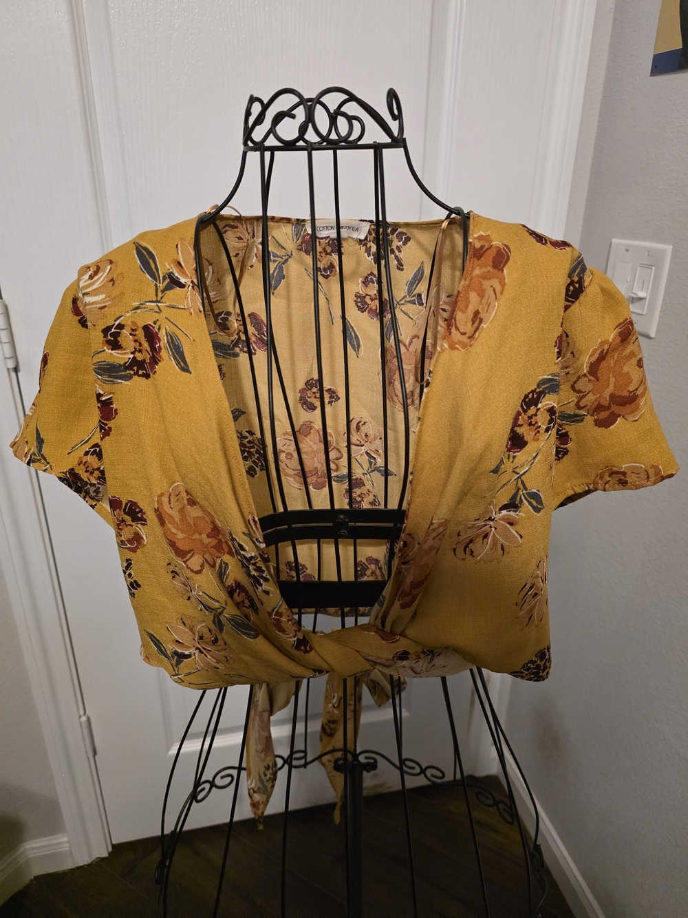 Cotton Candy Mustard Floral Tie-Front Crop Top - Vintage Style